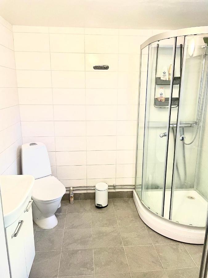 3 Rooms With Private Kitchen & Private Bathroom 5B 가블레 외부 사진